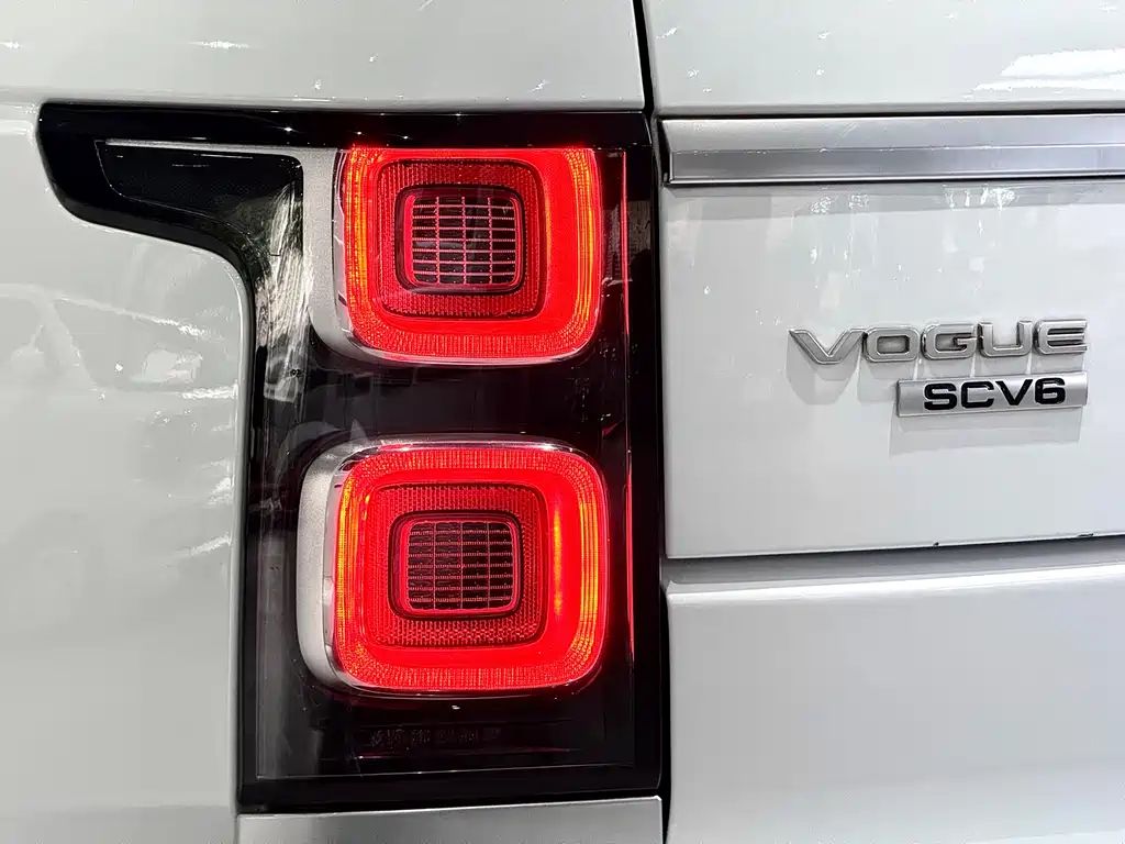 Land Rover Range Rover 2018 3.0 SC V6 Vogue Autobiography Long Wheelbase 2019 - thumbnail 13