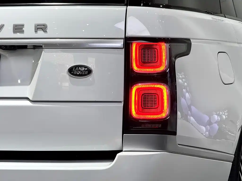 Land Rover Range Rover 2018 3.0 SC V6 Vogue Autobiography Long Wheelbase 2019 - thumbnail 15