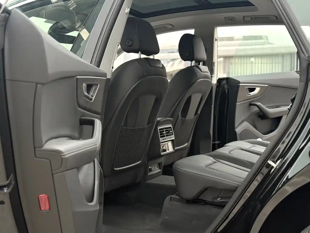 Audi Audi Q8 2024 55 TFSI Premium Dynamic 2025 - thumbnail 5