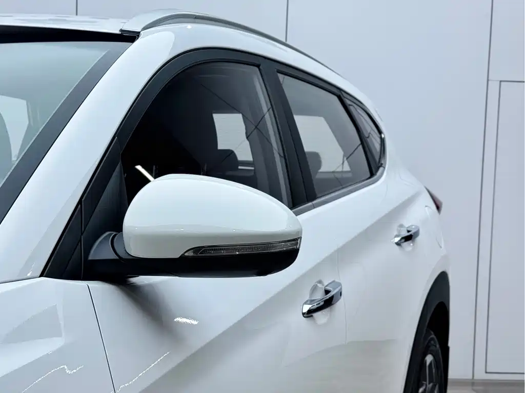 Hyundai Tucson 2020 Model 280TGDi 2WD GLS Smart Connect Version VI 2021 - thumbnail 3