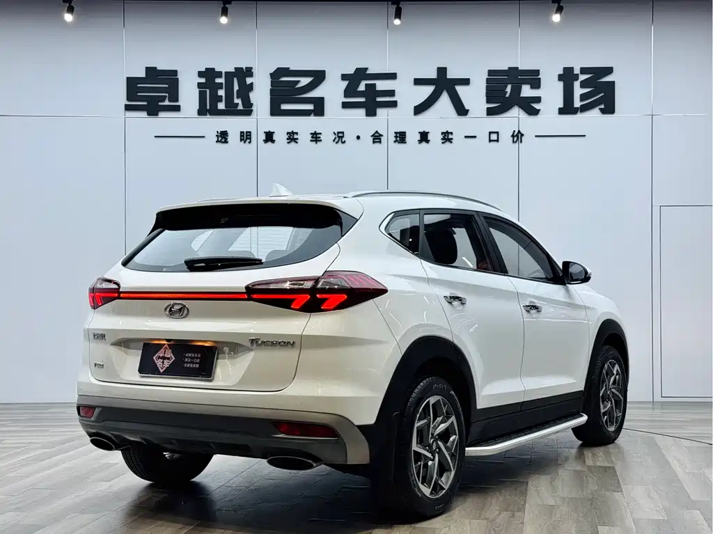Hyundai Tucson 2020 Model 280TGDi 2WD GLS Smart Connect Version VI 2021 - thumbnail 4