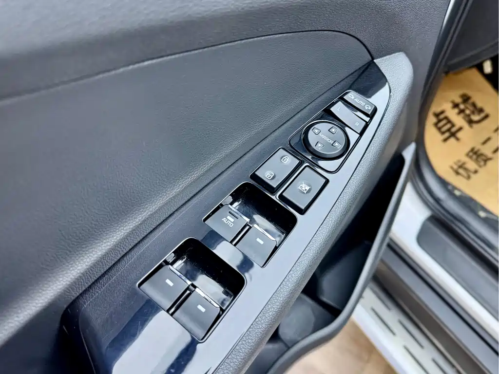 Hyundai Tucson 2020 Model 280TGDi 2WD GLS Smart Connect Version VI 2021 - thumbnail 14