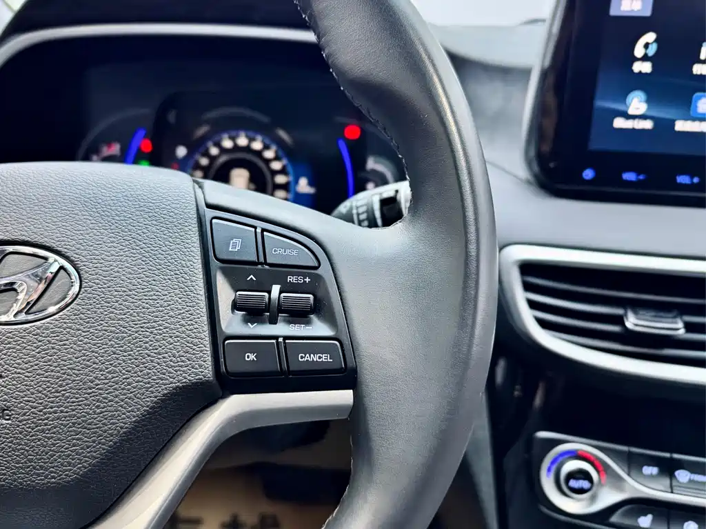 Hyundai Tucson 2020 Model 280TGDi 2WD GLS Smart Connect Version VI 2021 - thumbnail 24