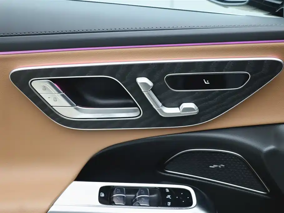Mercedes-Benz Mercedes-Benz E-Class 2026 E 260 L Classic Edition 2026 - thumbnail 11