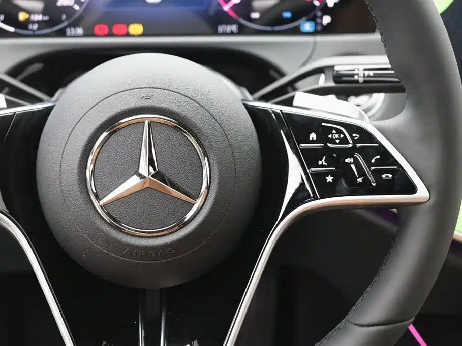 Mercedes-Benz Mercedes-Benz E-Class 2026 E 260 L Classic Edition 2026 - thumbnail 17