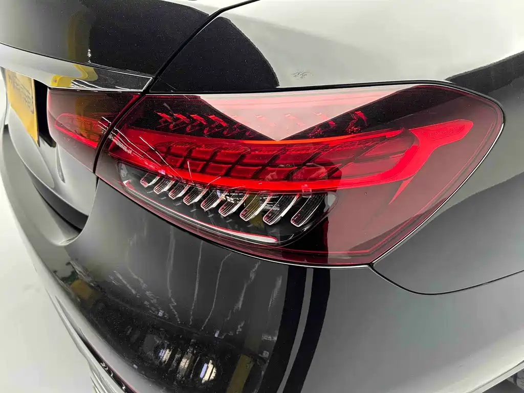 Mercedes-Benz Mercedes-Benz E-Class 2023 Facelift E 300 L Fashion Edition 2023 - thumbnail 2