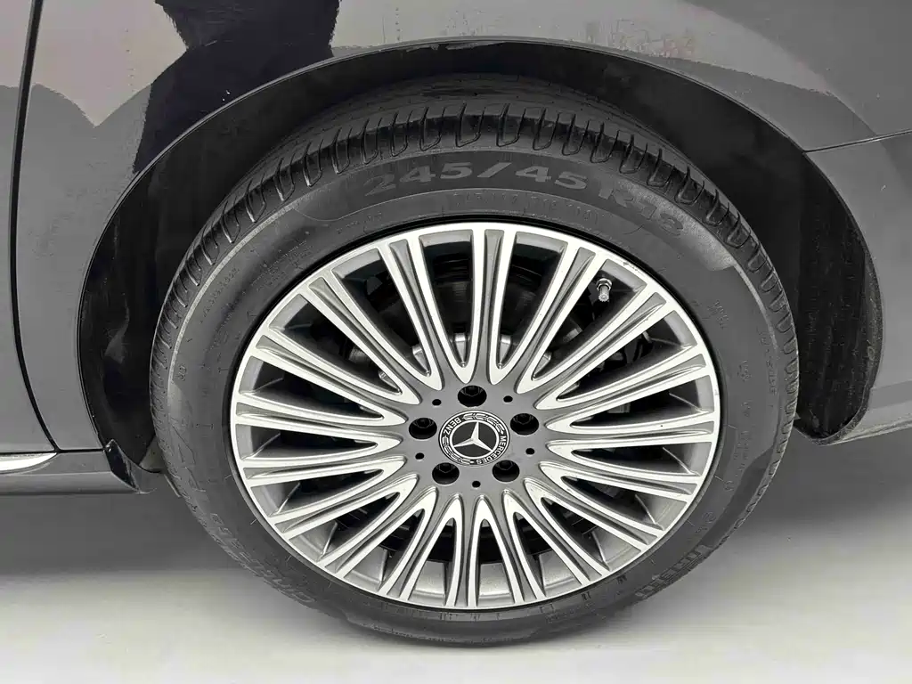 Mercedes-Benz Mercedes-Benz E-Class 2023 Facelift E 300 L Fashion Edition 2023 - thumbnail 3