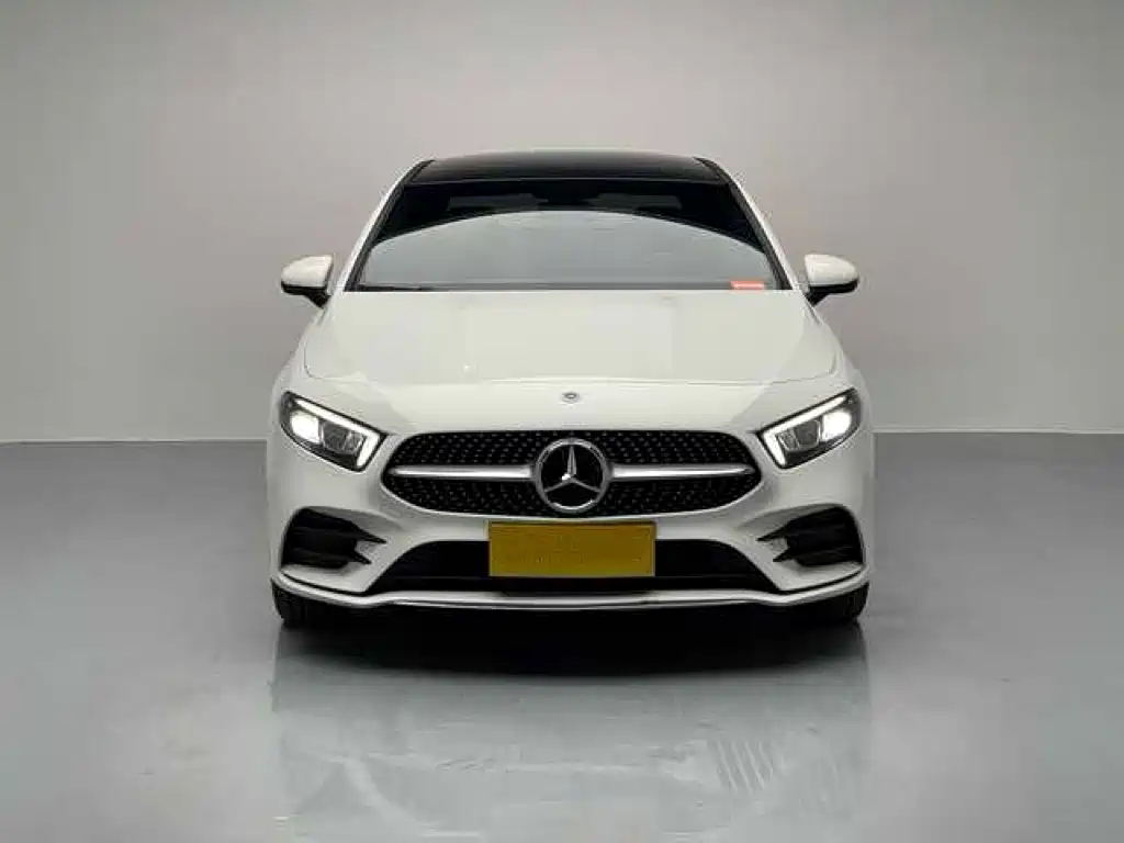Mercedes-Benz Mercedes-Benz A-Class 2022 Facelift A 200 L Sport Sedan Dynamic Model 2022 - thumbnail 2