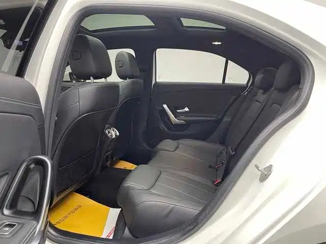Mercedes-Benz Mercedes-Benz A-Class 2022 Facelift A 200 L Sport Sedan Dynamic Model 2022 - thumbnail 8