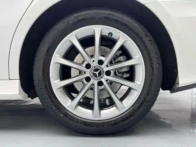 Mercedes-Benz Mercedes-Benz A-Class 2022 Facelift A 200 L Sport Sedan Dynamic Model 2022 - thumbnail 19