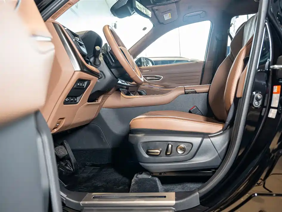 Sequoia Lexus ES 2024 3.5L PHEV Base Model 2025 - thumbnail 7
