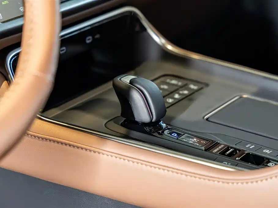 Sequoia Lexus ES 2024 3.5L PHEV Base Model 2025 - thumbnail 15