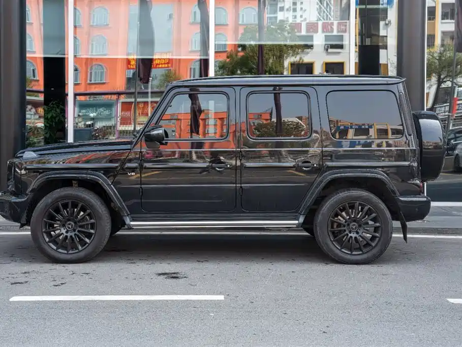 Mercedes-Benz Mercedes-Benz G-Class 2020 G 500 Night Package Special Edition 2020 - thumbnail 4