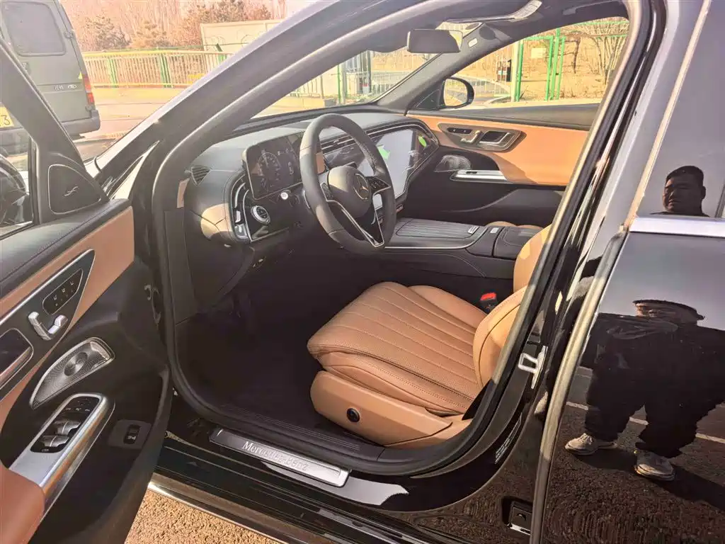 Mercedes-Benz Mercedes-Benz E-Class 2026 E 300 L Luxury 2026 - thumbnail 2