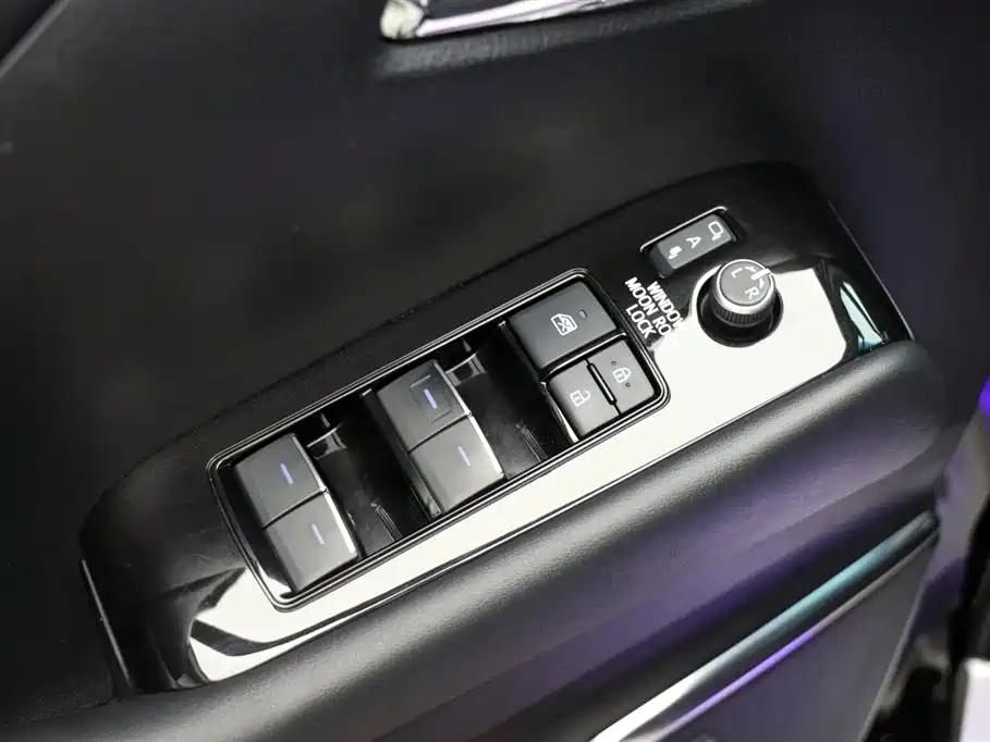 Toyota Alphard 2021 Model Hybrid 2.5L Executive Version 2022 - thumbnail 10