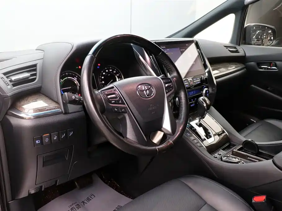 Toyota Alphard 2021 Model Hybrid 2.5L Executive Version 2022 - thumbnail 13