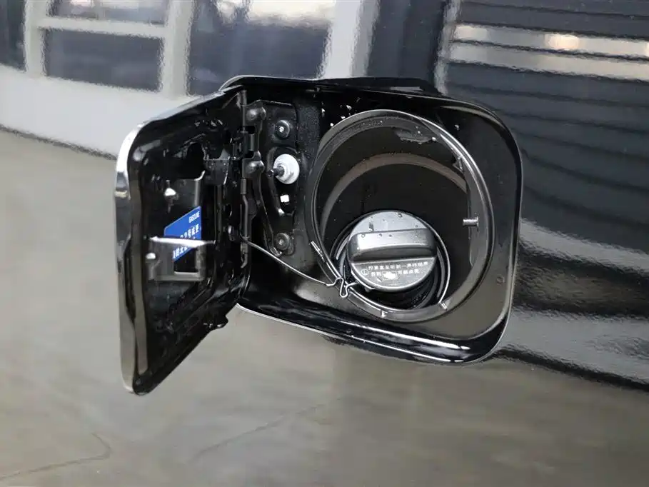 Toyota Alphard 2021 Model Hybrid 2.5L Executive Version 2022 - thumbnail 29