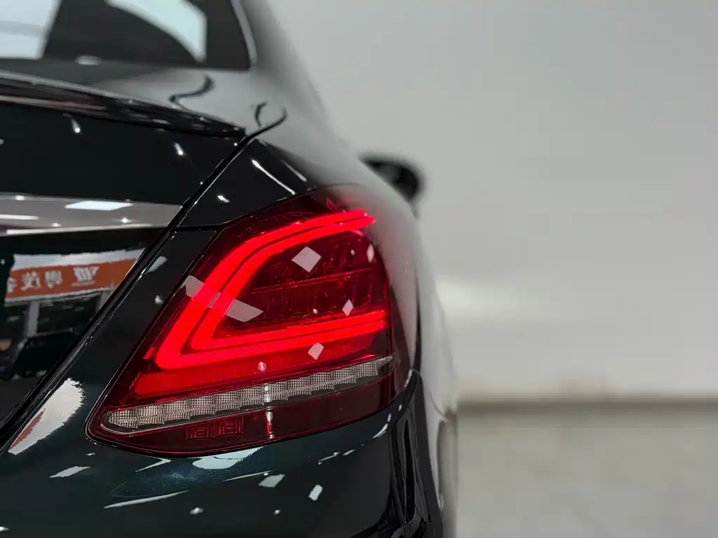 Mercedes-Benz Mercedes-Benz C-Class 2019 C 260 Sport Edition 2020 - thumbnail 15