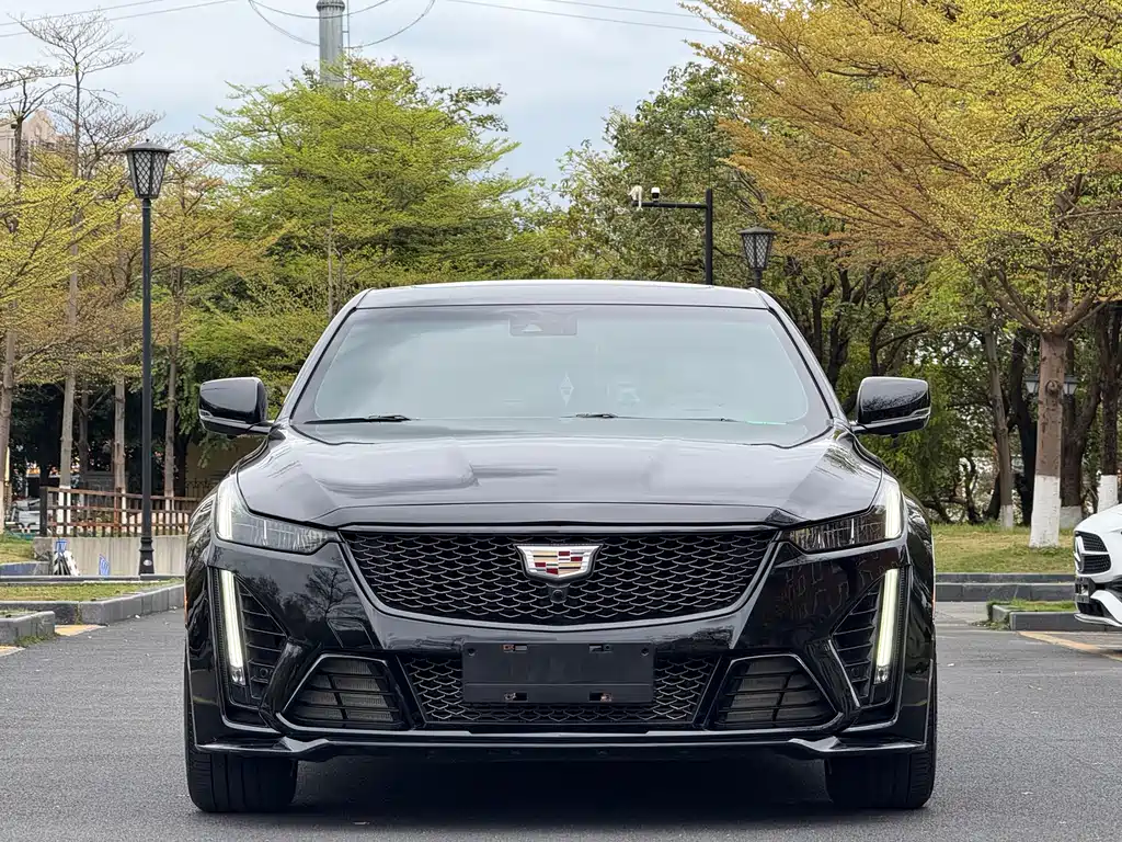 Cadillac Cadillac CT5 2022 28T Luxury 2022 - thumbnail 3