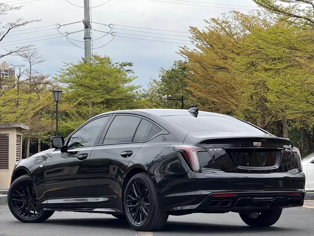 Cadillac Cadillac CT5 2022 28T Luxury 2022 - thumbnail 5
