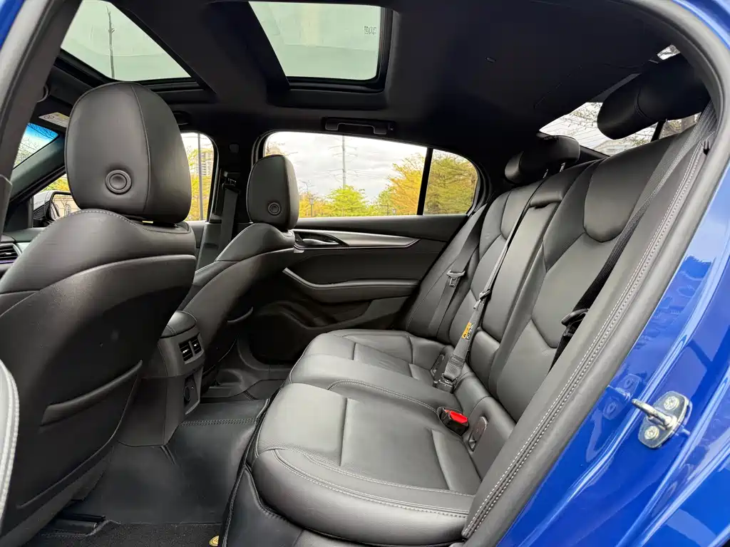 Cadillac Cadillac CT5 2022 28T Luxury 2022 - thumbnail 11
