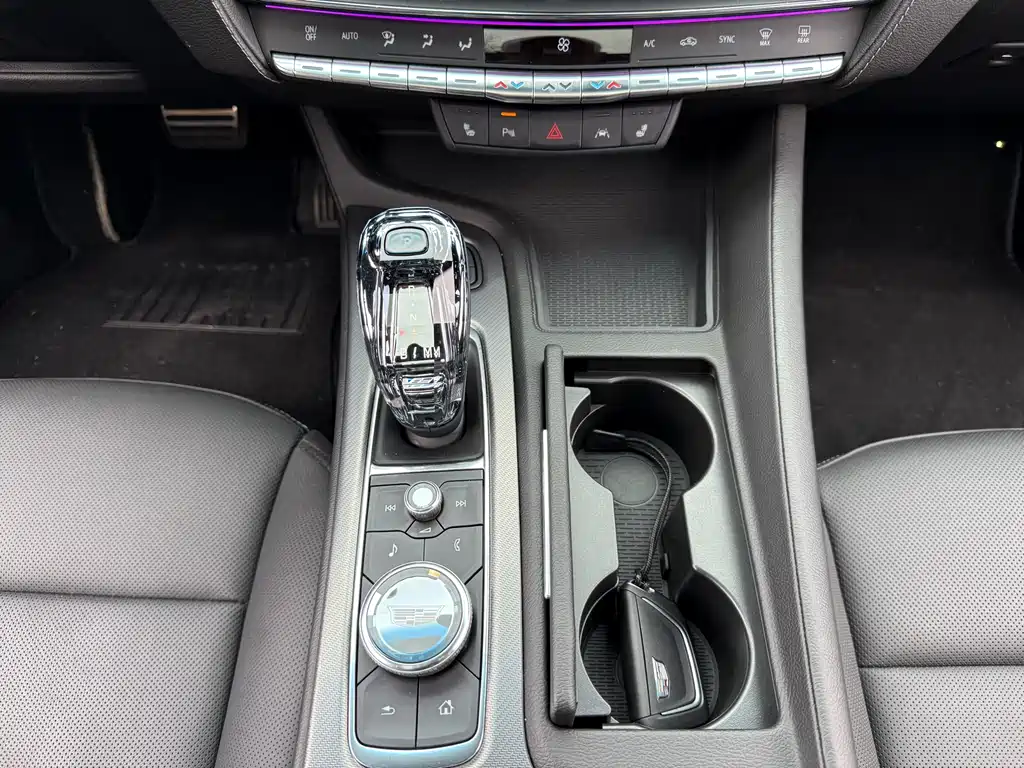 Cadillac Cadillac CT5 2022 28T Luxury 2022 - thumbnail 18