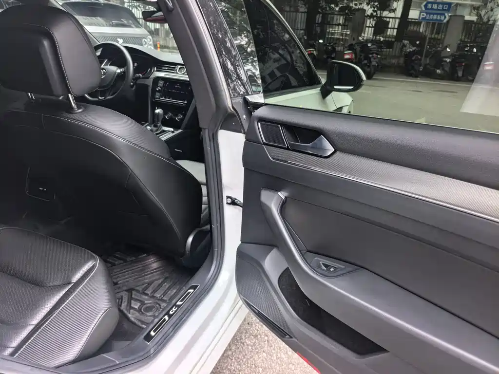 Volkswagen FAW-Volkswagen CC 2019 330TSI魅颜 Edition国VI 2019 - thumbnail 19