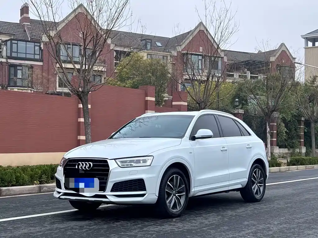 Audi Audi Q3 2018 30th Anniversary Edition 35 TFSI Sport Model 2018 - thumbnail 17