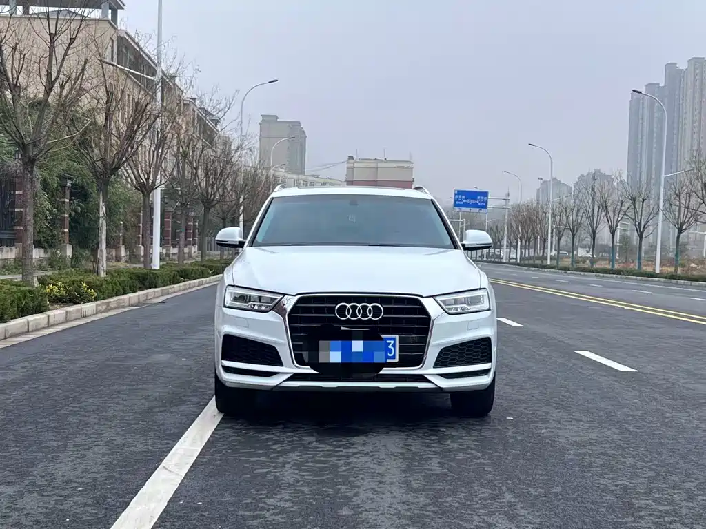 Audi Audi Q3 2018 30th Anniversary Edition 35 TFSI Sport Model 2018 - thumbnail 19
