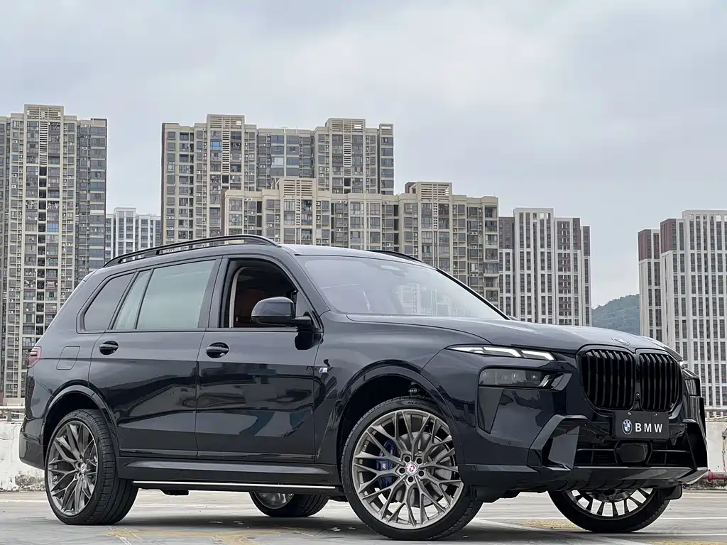 BMW BMW X7 2023 xDrive40i M Sport Executive Package 2023 - thumbnail 3