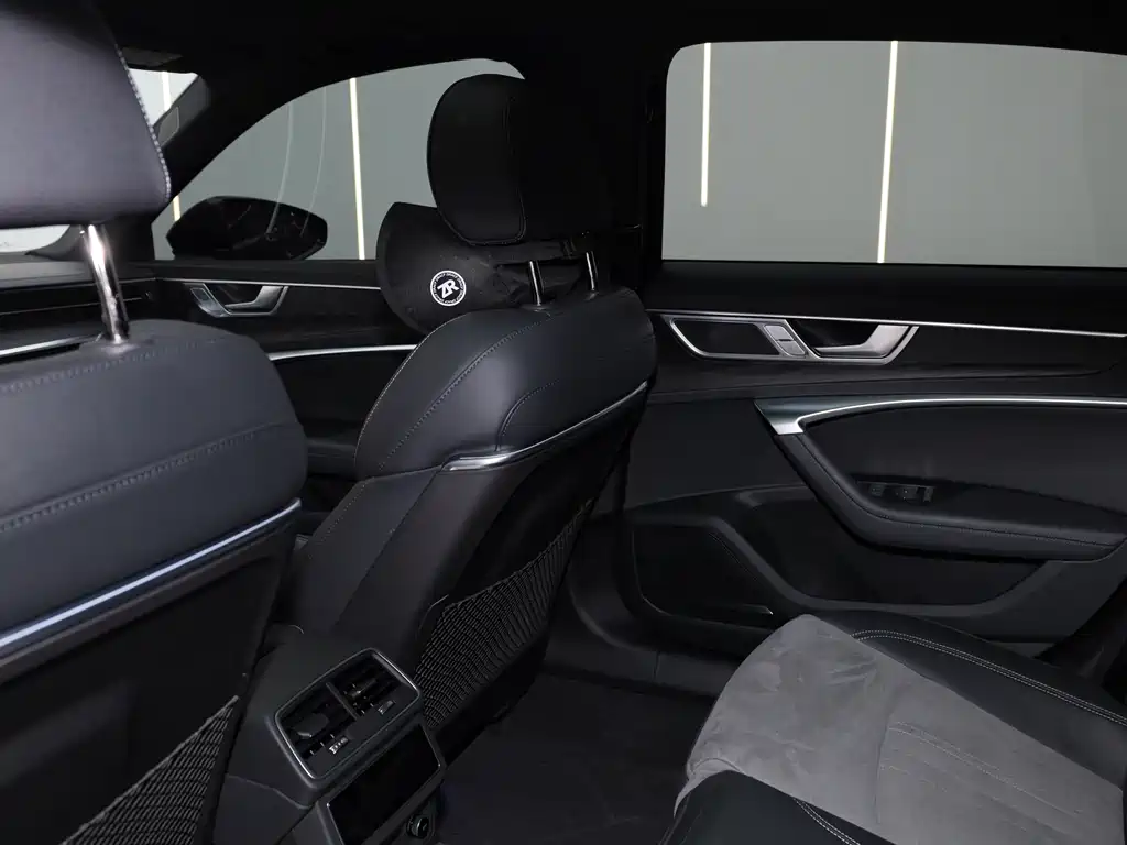 Audi Audi A6L 2024 45 TFSI quattro Premium Dynamic Edition 2025 - thumbnail 16