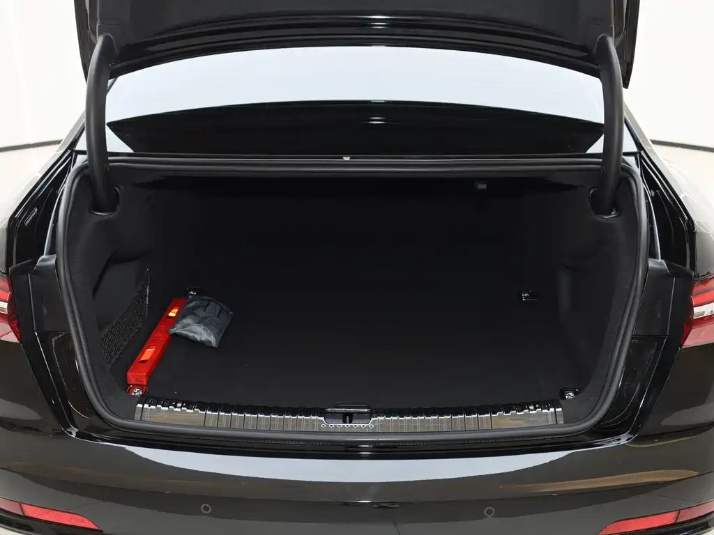 Audi Audi A6L 2024 45 TFSI quattro Premium Dynamic Edition 2025 - thumbnail 28