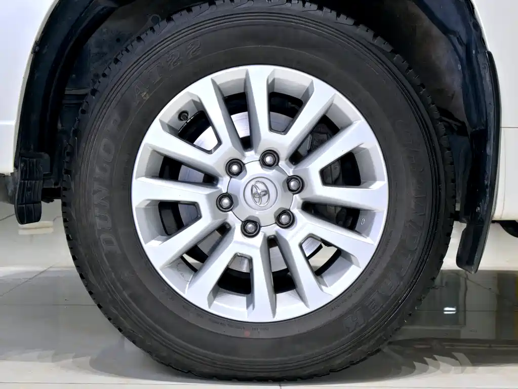 Toyota Toyota Land Cruiser Prado 2017 4.0L Middle East Version 2018 - thumbnail 26