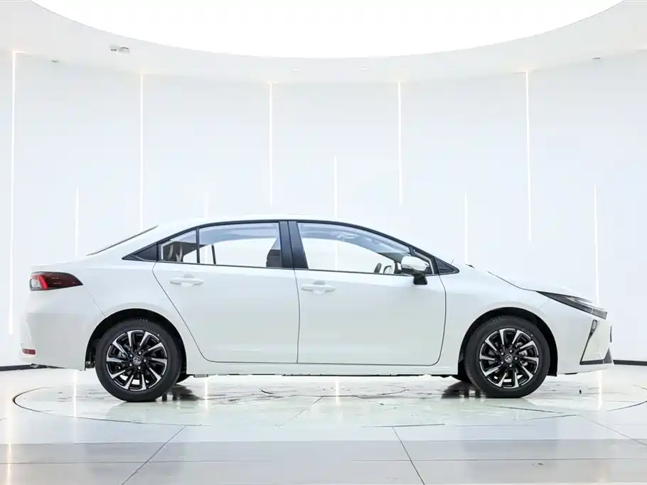 Toyota Toyota Corolla 2026 1.8L Hybrid LE 2026 - thumbnail 4