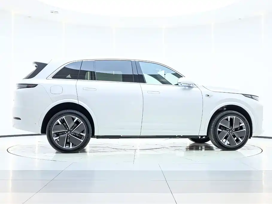 Li Auto Li L7 2025 Ultra Intelligent Upgrade Edition 2025 - thumbnail 4