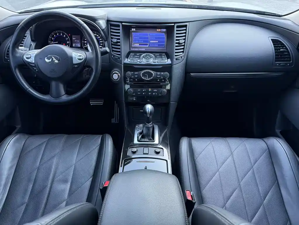 Infiniti Infiniti QX70 2013 3.7L Standard Edition 2015 - thumbnail 6