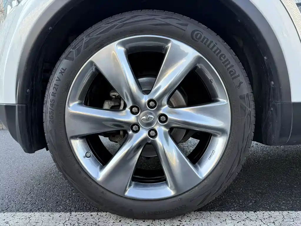 Infiniti Infiniti QX70 2013 3.7L Standard Edition 2015 - thumbnail 15