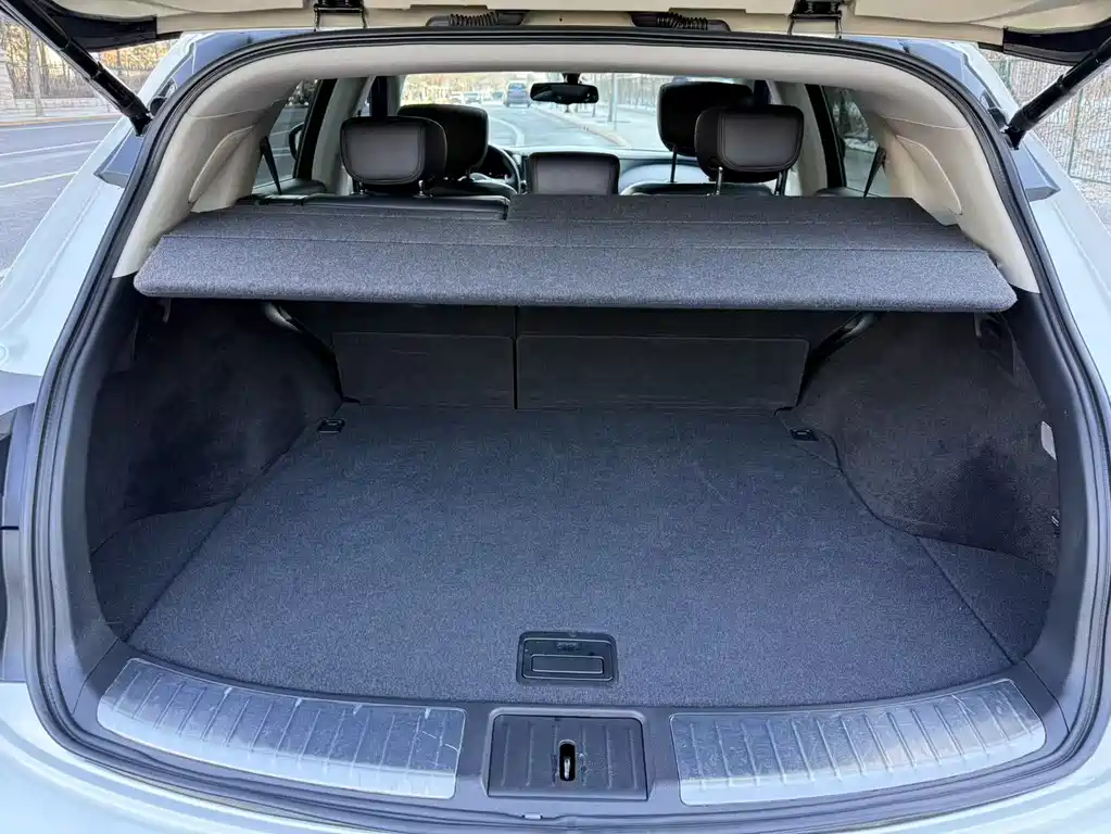 Infiniti Infiniti QX70 2013 3.7L Standard Edition 2015 - thumbnail 16