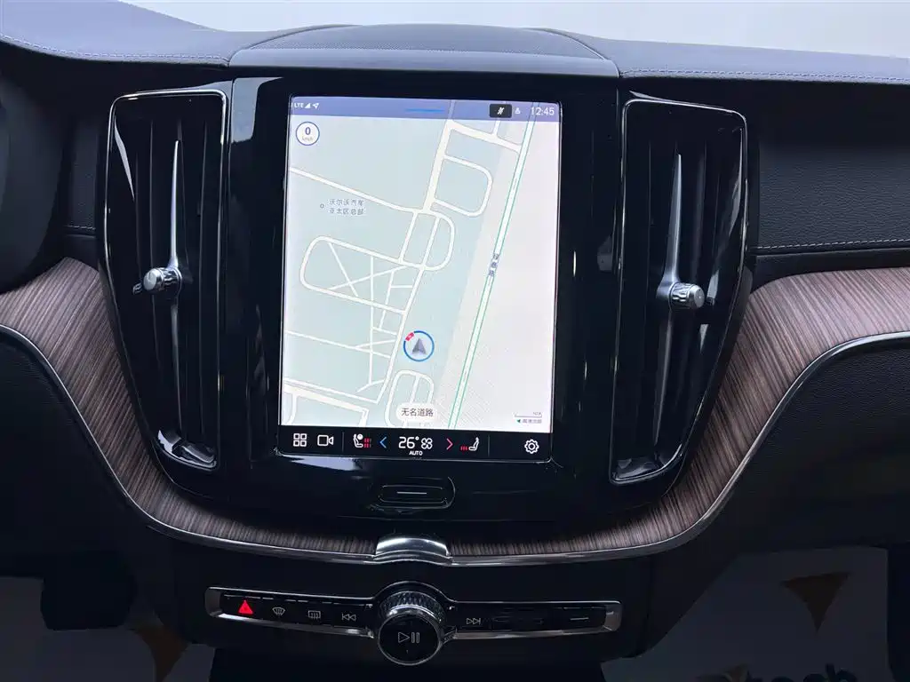 Volvo Volvo XC60 2022 B5 AWD Intelligent Luxury Edition 2022 - thumbnail 12