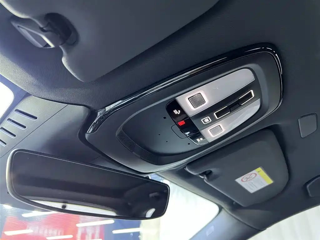 Volvo Volvo XC60 2022 B5 AWD Intelligent Luxury Edition 2022 - thumbnail 19