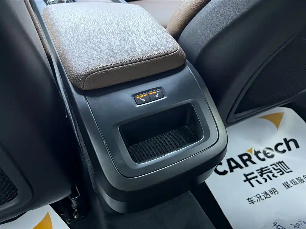Volvo Volvo XC60 2022 B5 AWD Intelligent Luxury Edition 2022 - thumbnail 20