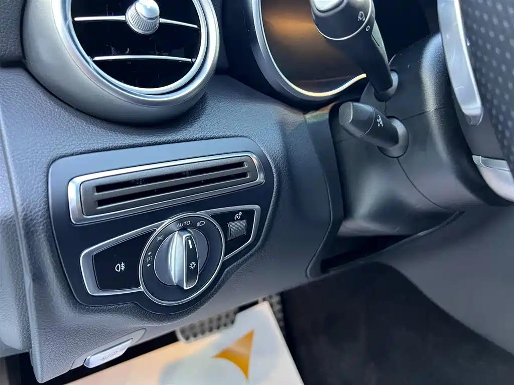 Mercedes-Benz Mercedes-Benz C-Class Coupe C 260 2020 2020 - thumbnail 19