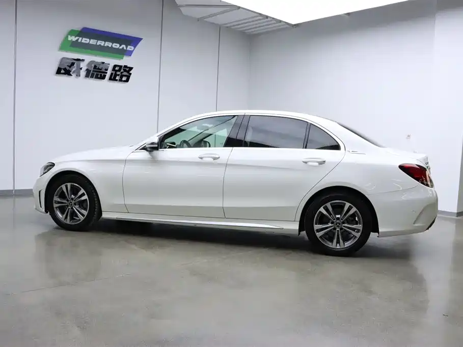 Mercedes-Benz Mercedes-Benz C-Class 2021 C 200 L Fashion Sport Edition 2020 - thumbnail 4