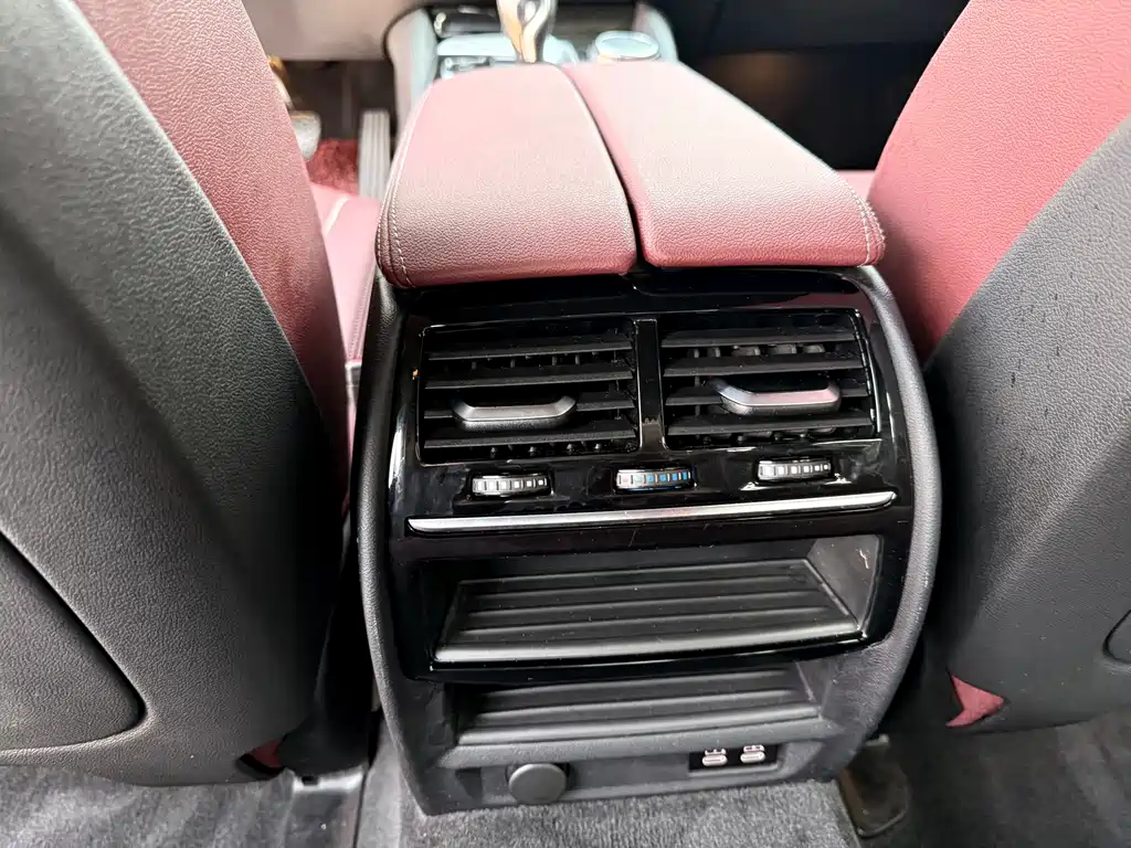 BMW BMW 5 Series 2022 Model Update 2 525Li M Sport Package 2023 - thumbnail 11