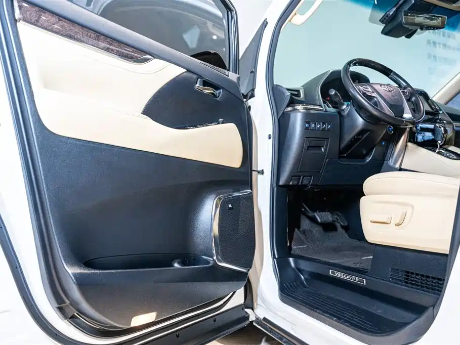 Toyota Alphard 2019 Model Hybrid 2.5L HV Luxury Version 2020 - thumbnail 8