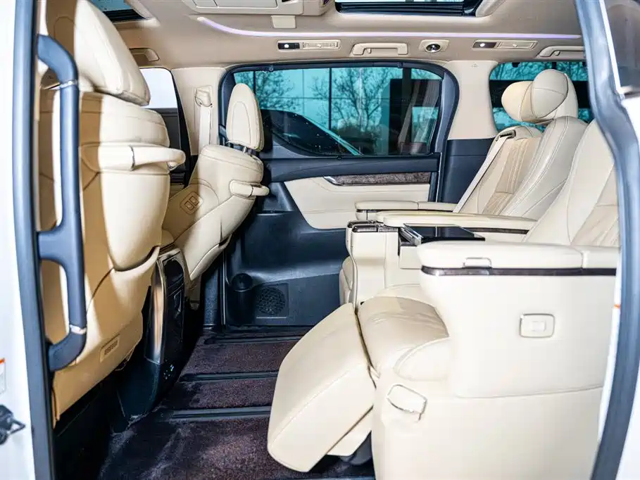 Toyota Alphard 2019 Model Hybrid 2.5L HV Luxury Version 2020 - thumbnail 14
