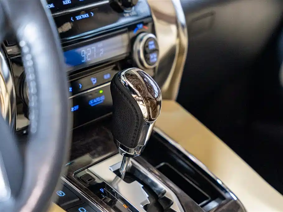 Toyota Alphard 2019 Model Hybrid 2.5L HV Luxury Version 2020 - thumbnail 15