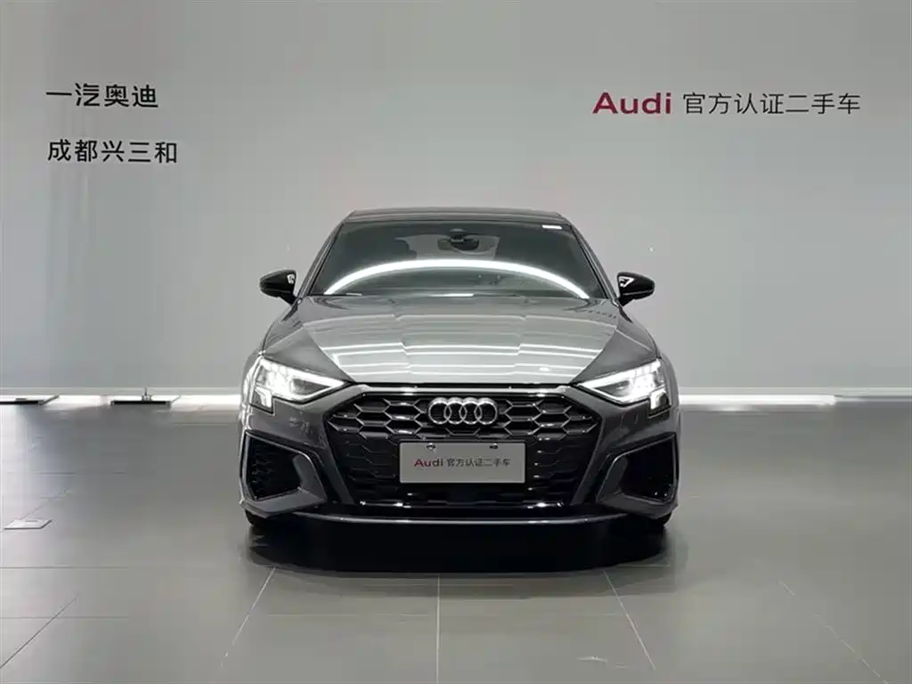 Audi Audi A3 2024 Sportback 35 TFSI Fashion Sport Edition 2024 - thumbnail 2