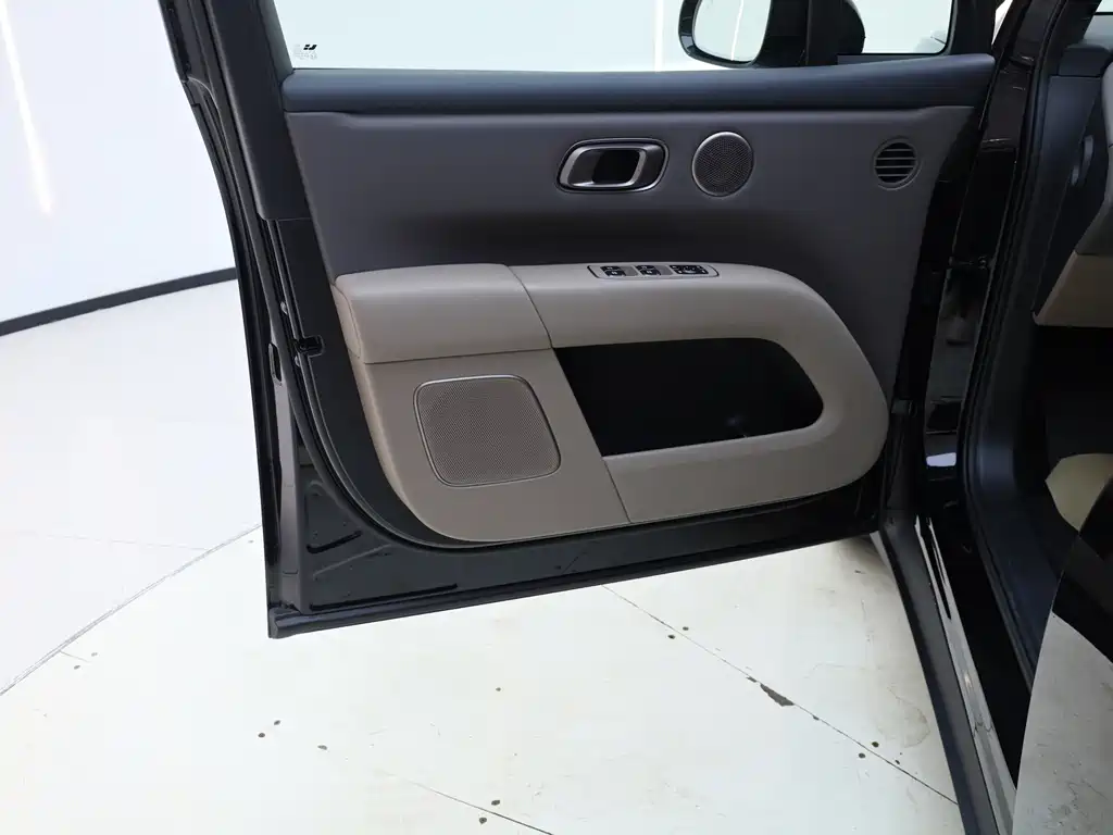 Li Auto Li Auto L6 2025 Standard RWD Version 2025 - thumbnail 15