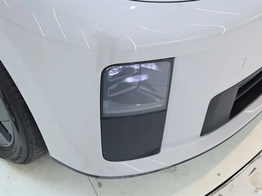 Li Auto Li Auto L6 2WD Standard Edition 2025 Model 2025 - thumbnail 15
